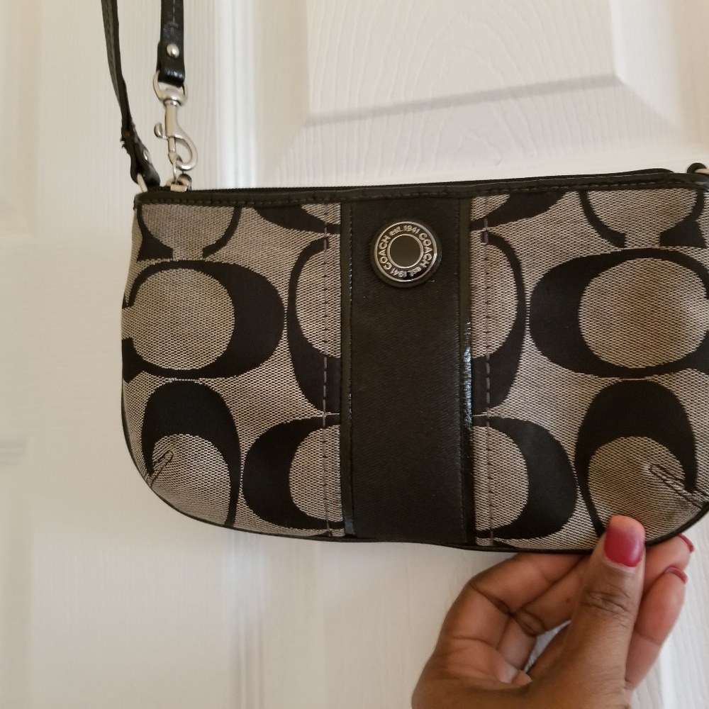 Coach Signature Canvas Wristlet  Clutch